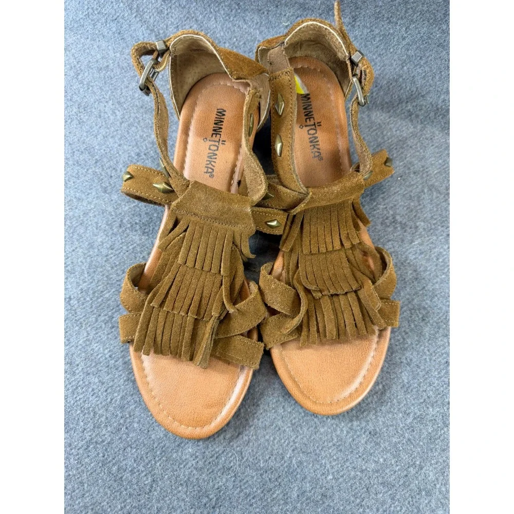 Minnetonka Sandals‎ Women 9 Brown Leather Suede Fringe Studded Flats Boho